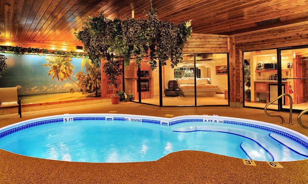 Sybaris Pool Suites - Індіанаполіс Екстер'єр фото